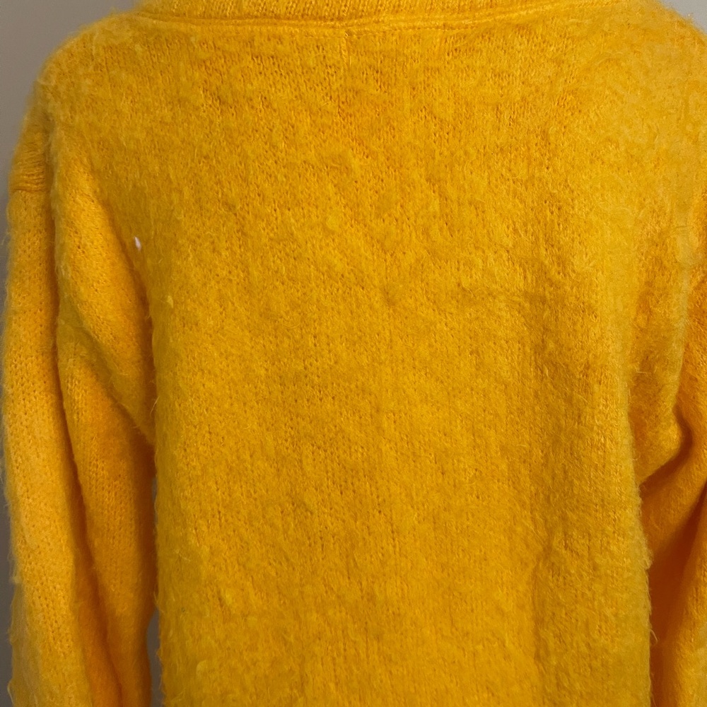 BP Sweater - Picture 7 of 11
